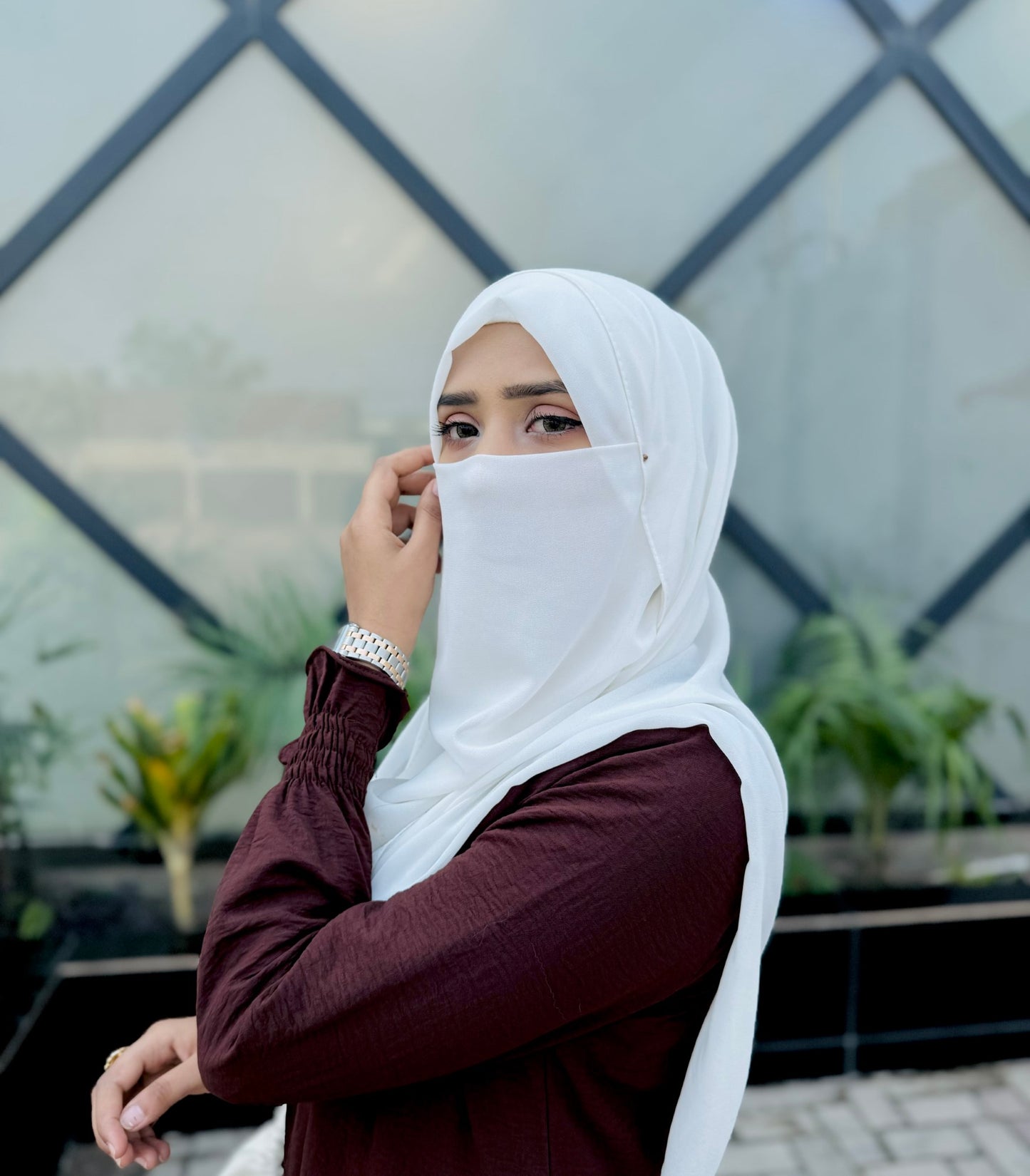 Serene Classic Abaya - Wine