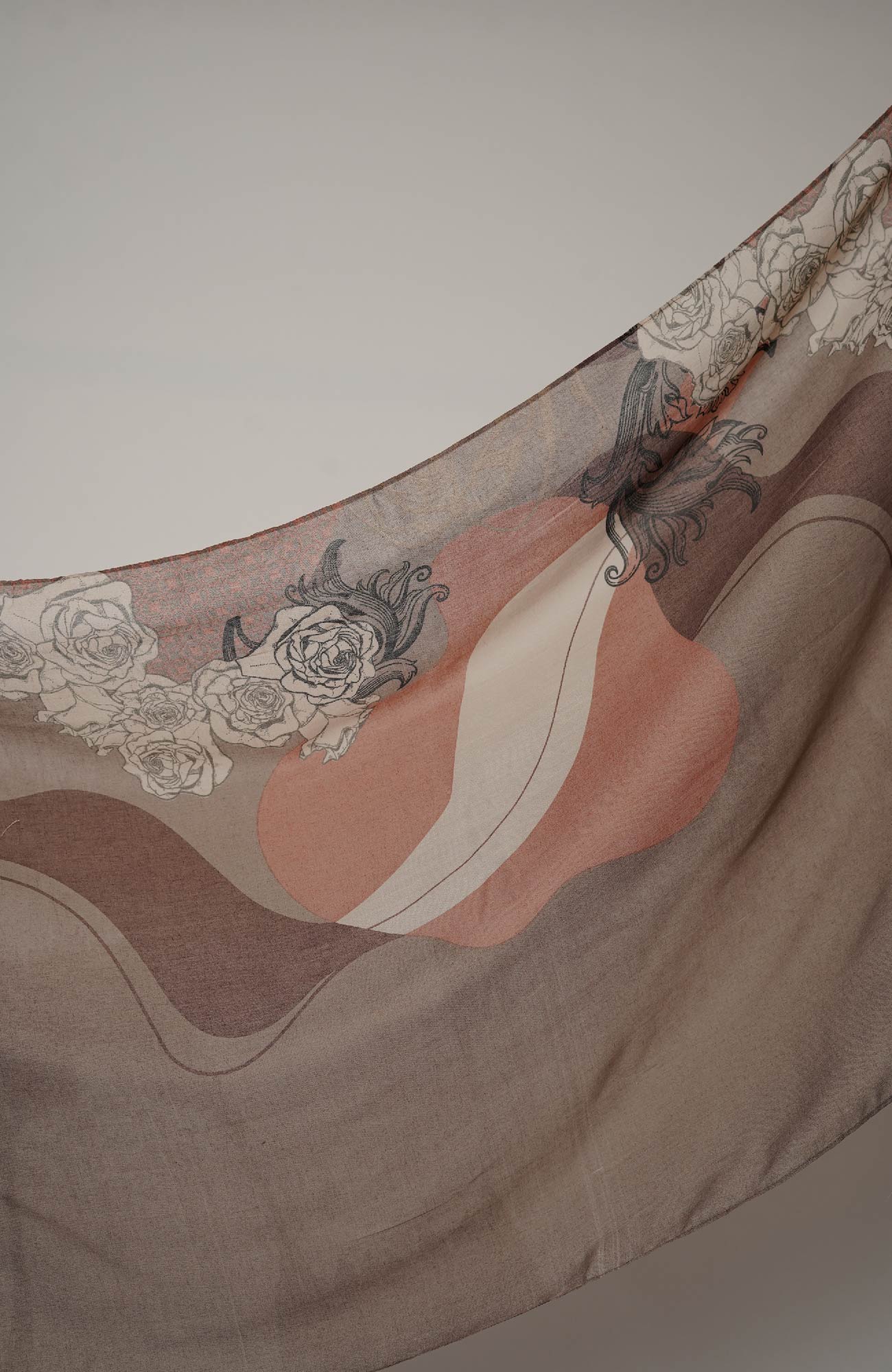 Lawn Print-Bloom Cocoa Cream