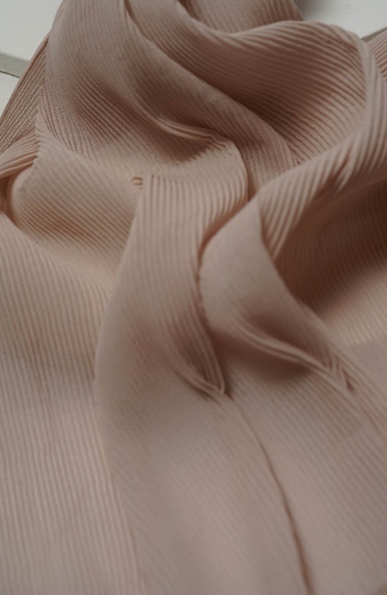 Pleated-Beige White