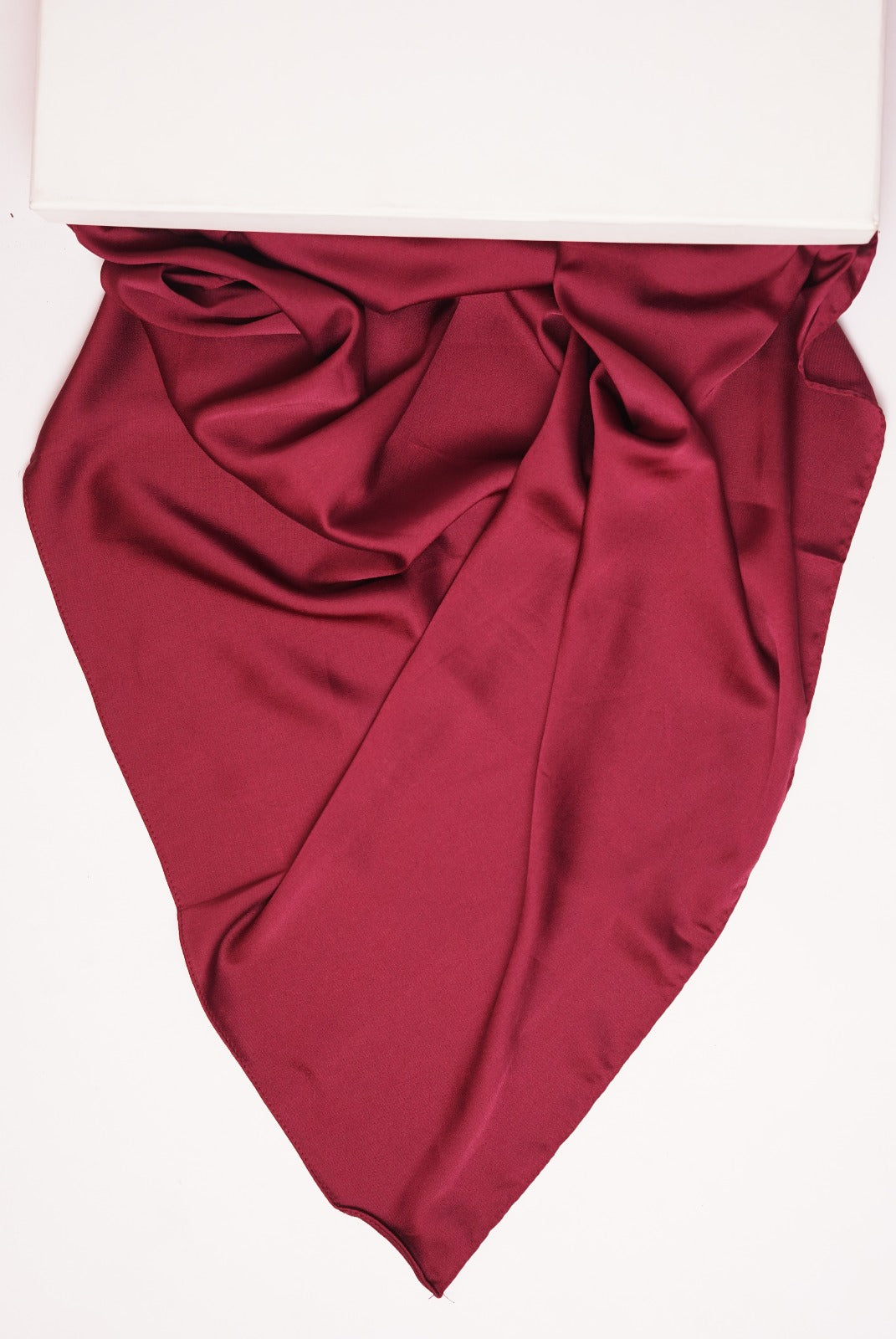 Luxe satin Silk-Bright Red