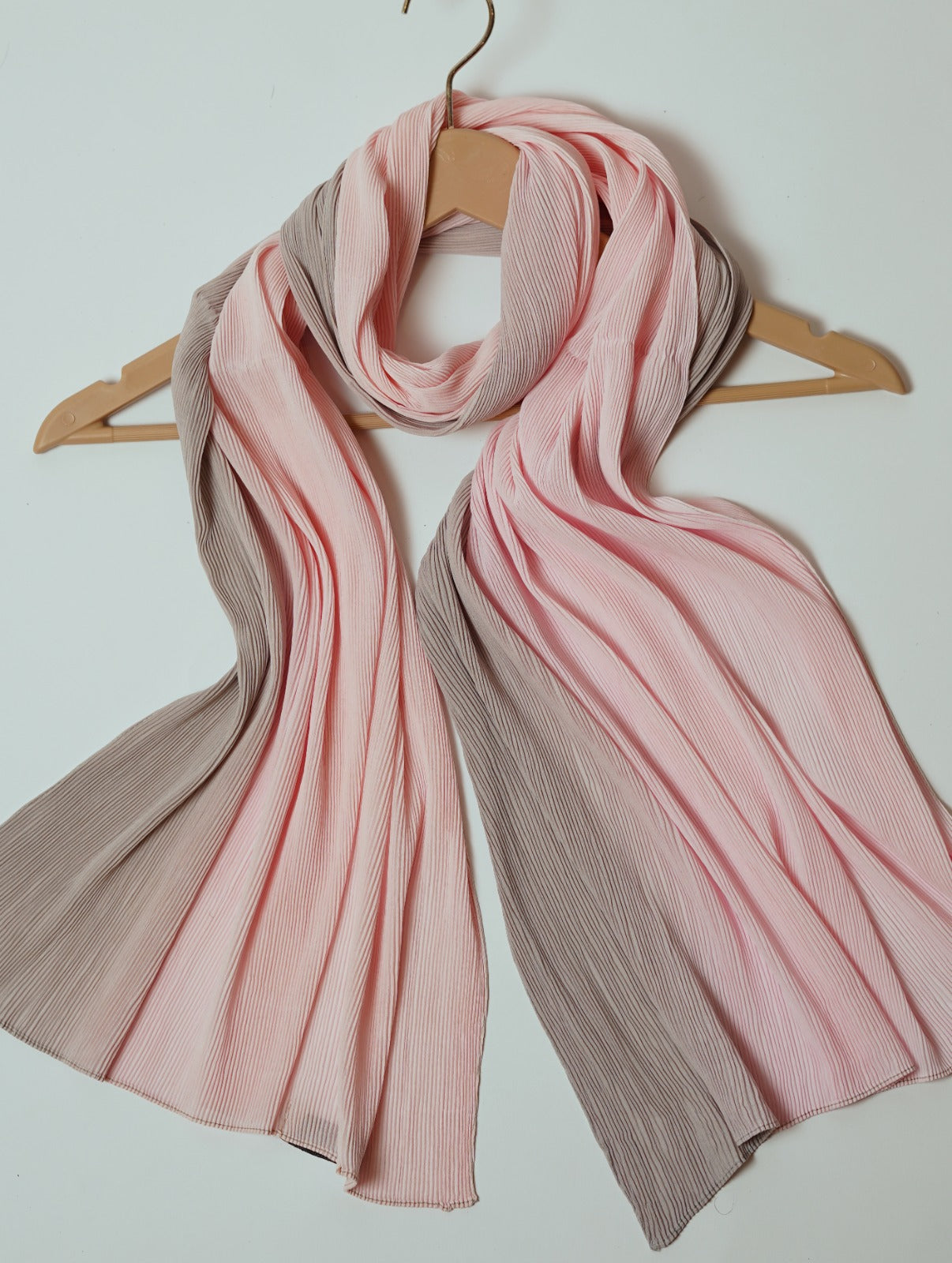 Ombre Pleated Hijab Chalk Pink
