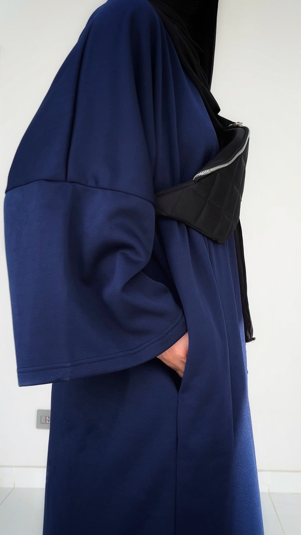 ÈLEGANTE ABAYA - DARK BLUE