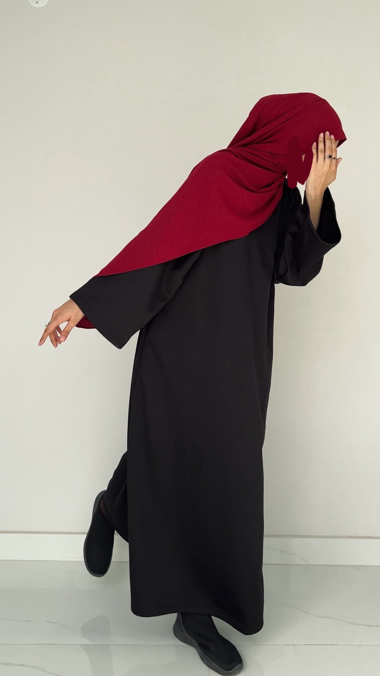 ÈLEGANTE ABAYA - BLACK