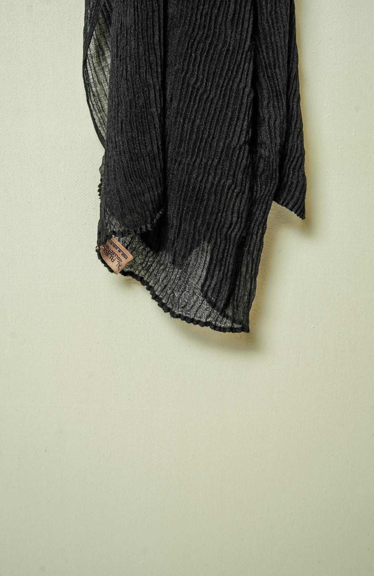 Lawn Pleated Hijab - Black