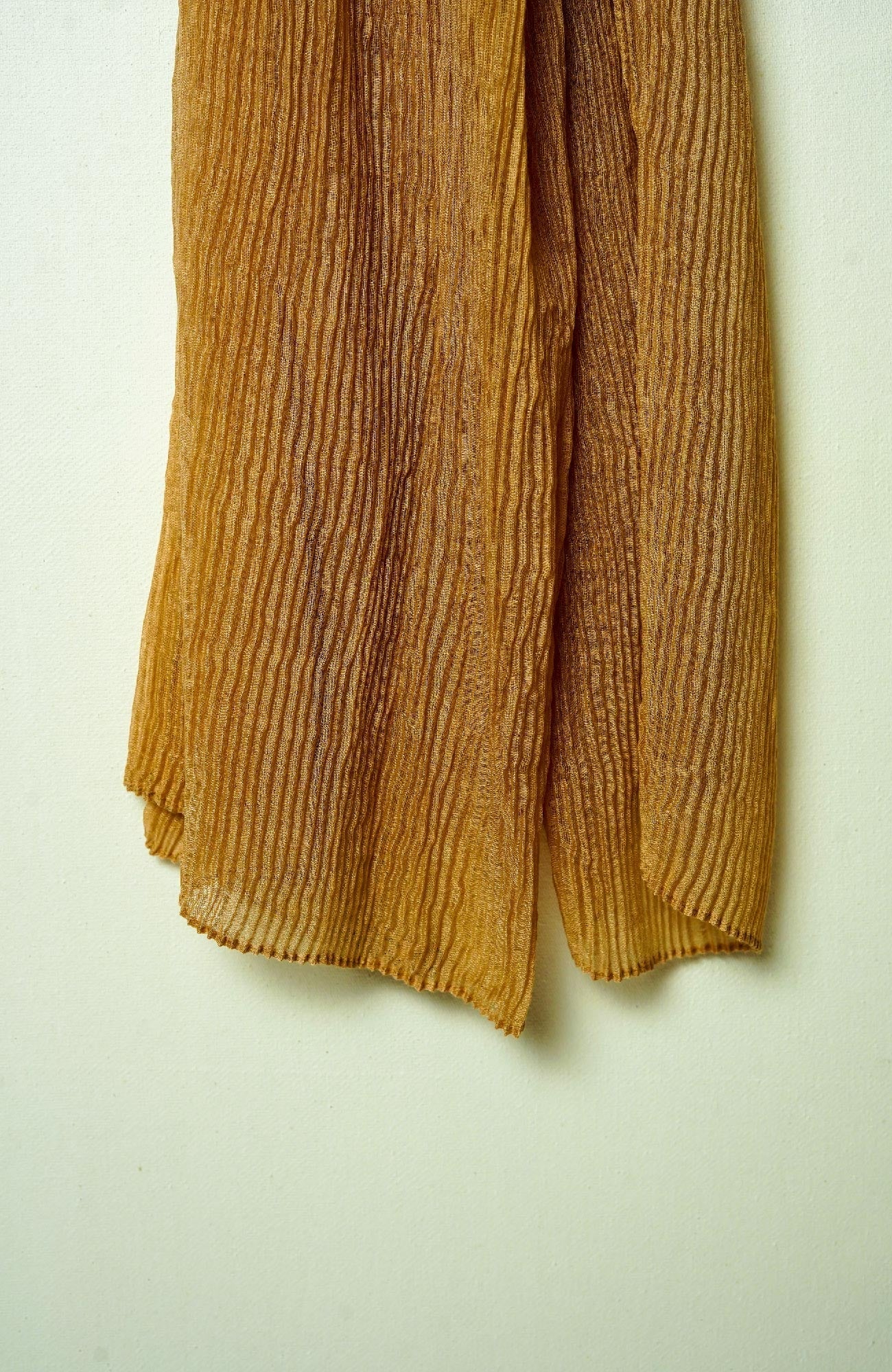 Lawn Pleated Hijab - Bronze