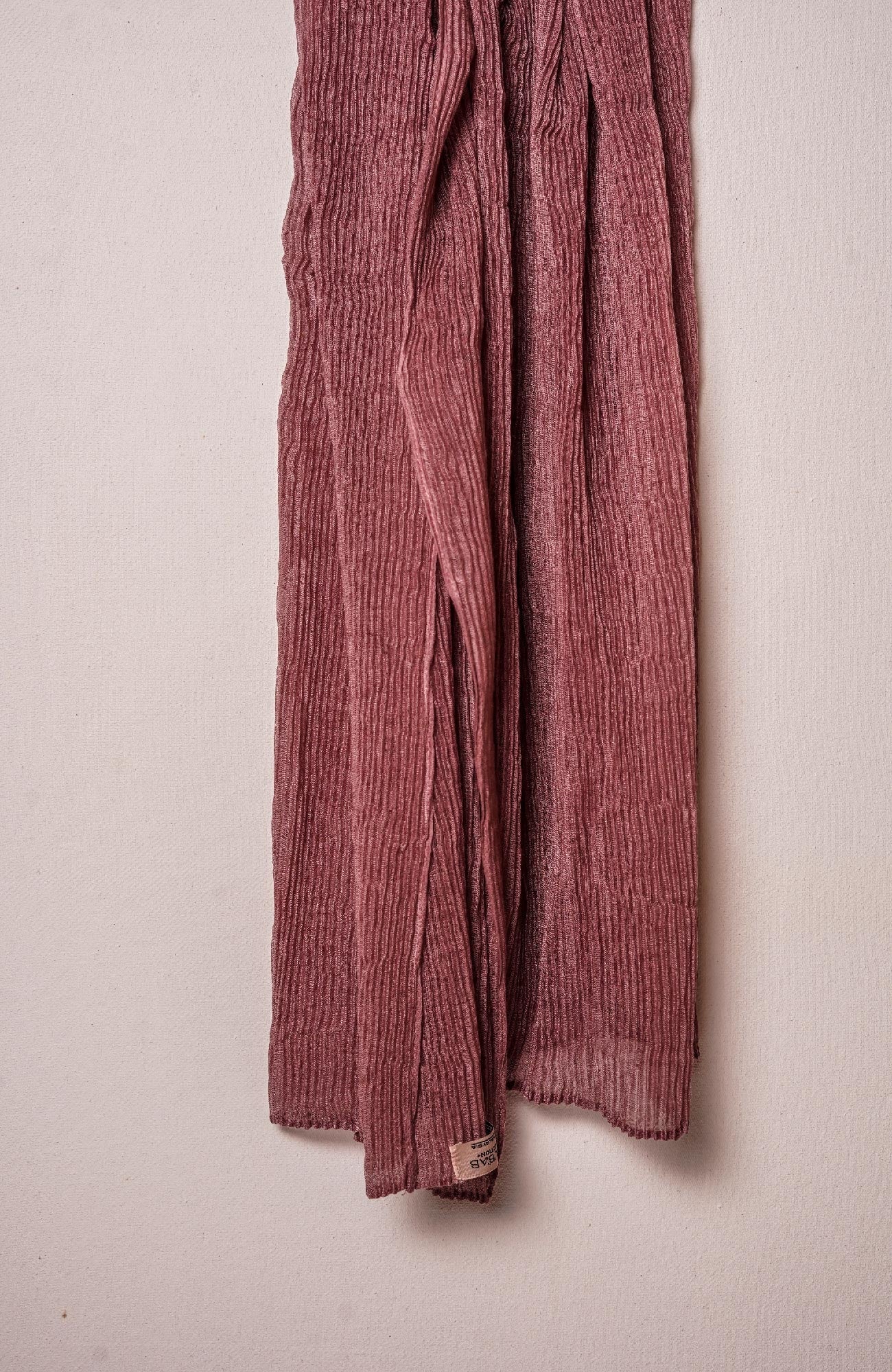 Lawn Pleated Hijab - Rosewood