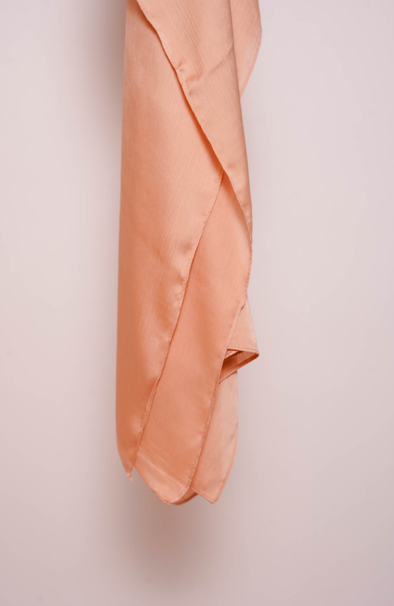 Luxe Crinkle Silk Hijab -Light Orange