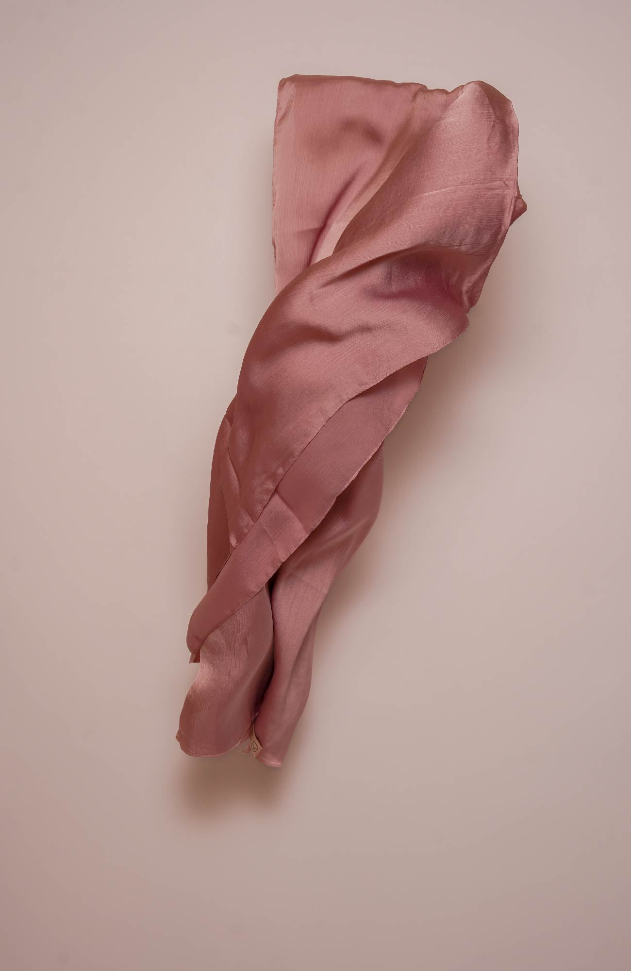 Luxe Crinkle Silk Hijab - Salmon
