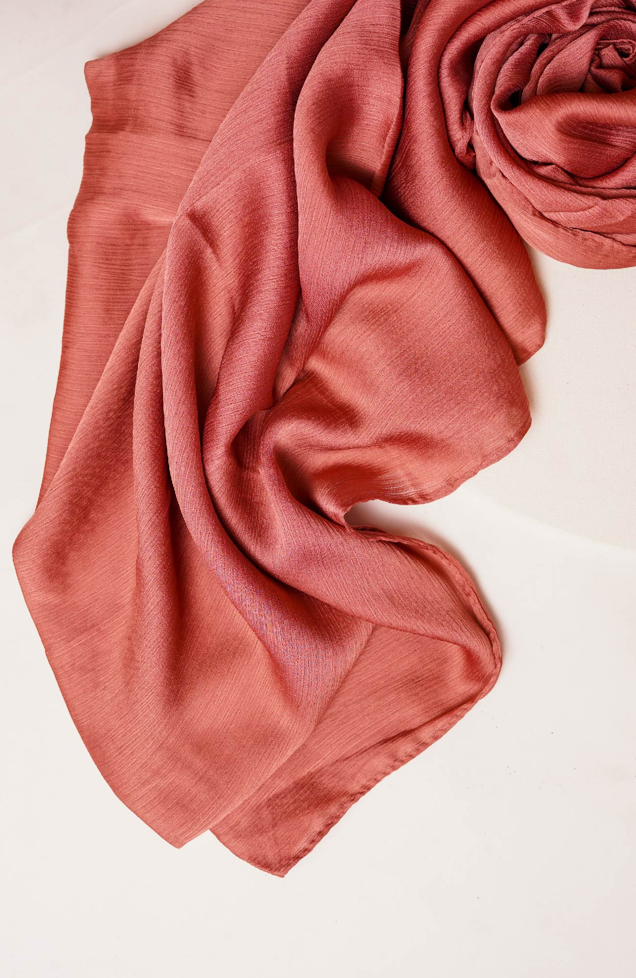 Luxe Crinkle Silk Hijab - Watermelon