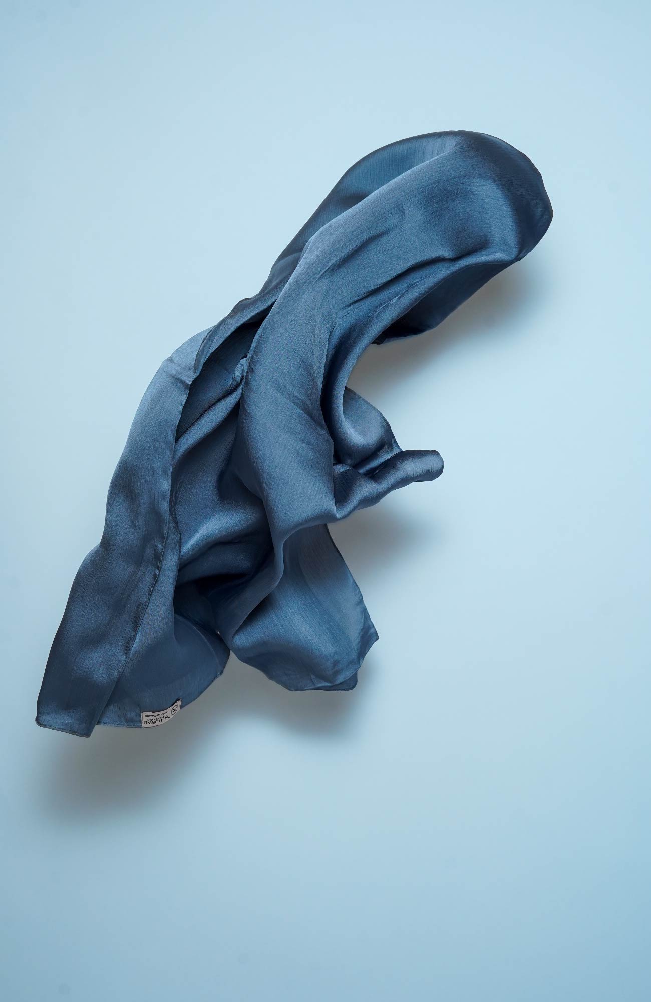 Luxe Crinkle Silk Hijab - Yale Blue