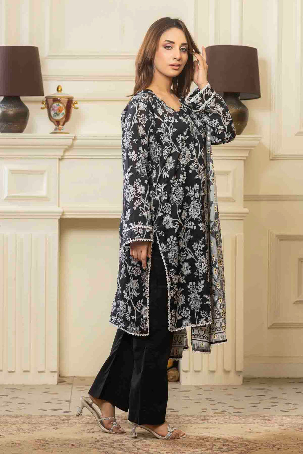 3 PC Printed Lawn Suit