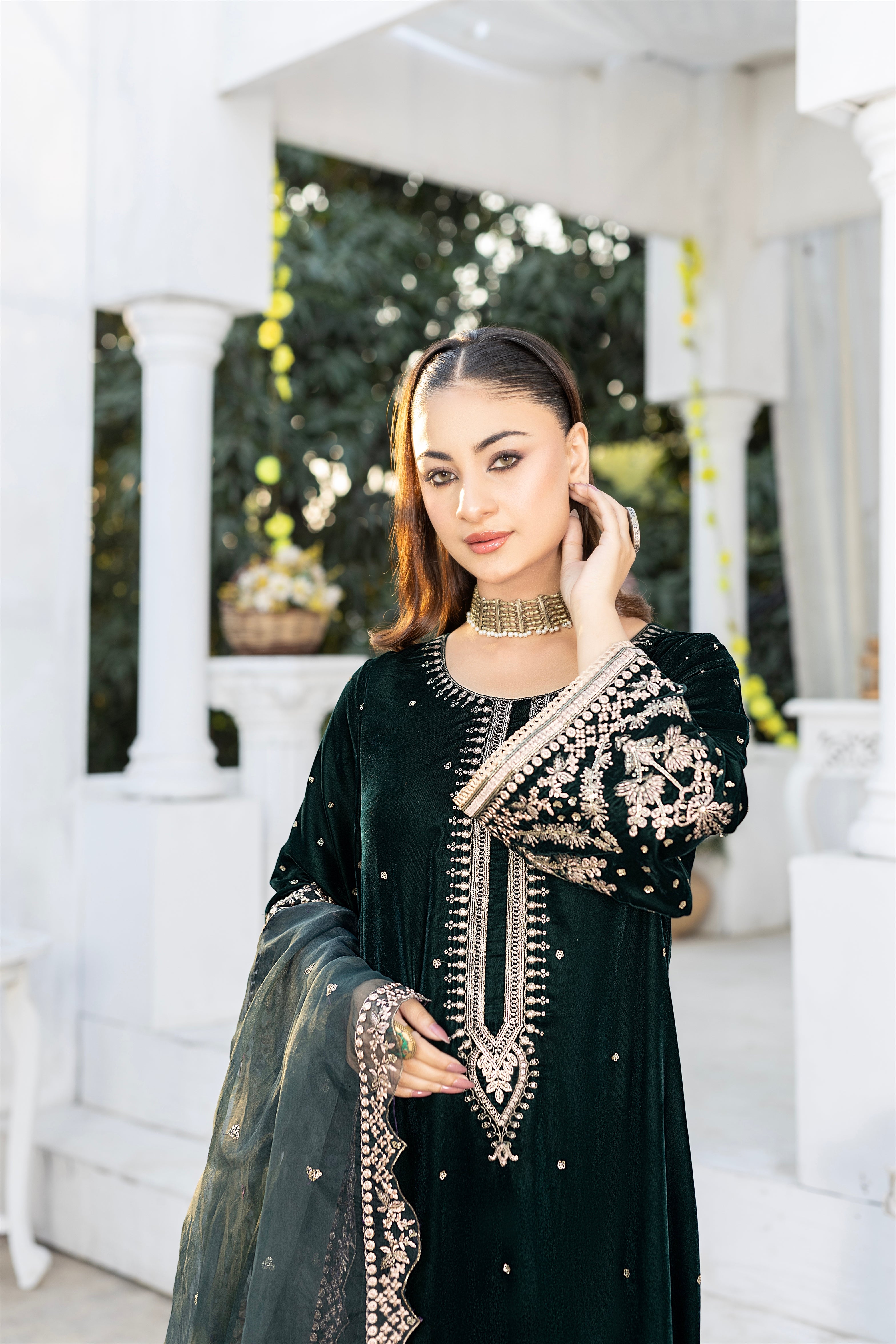 3 Pcs Emerald Green Velvet Dress ALRUBAB COLLECTION 3 Pcs Emerald Green Velvet Dress ALRUBAB COLLECTION
