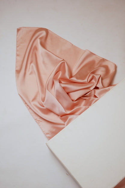 Luxe satin Silk-Creamy Peach