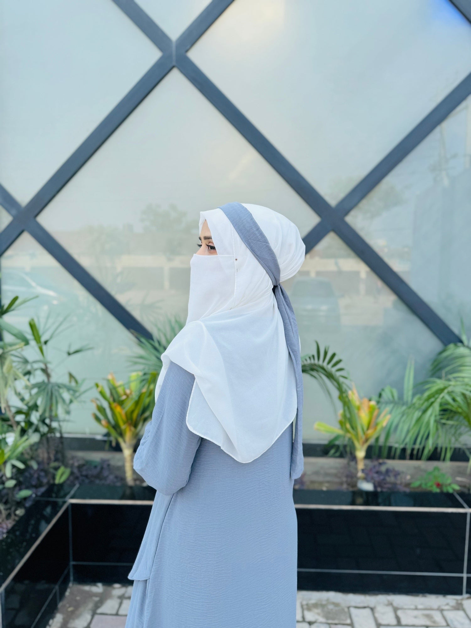 Serene Classic Abaya - Light Grey