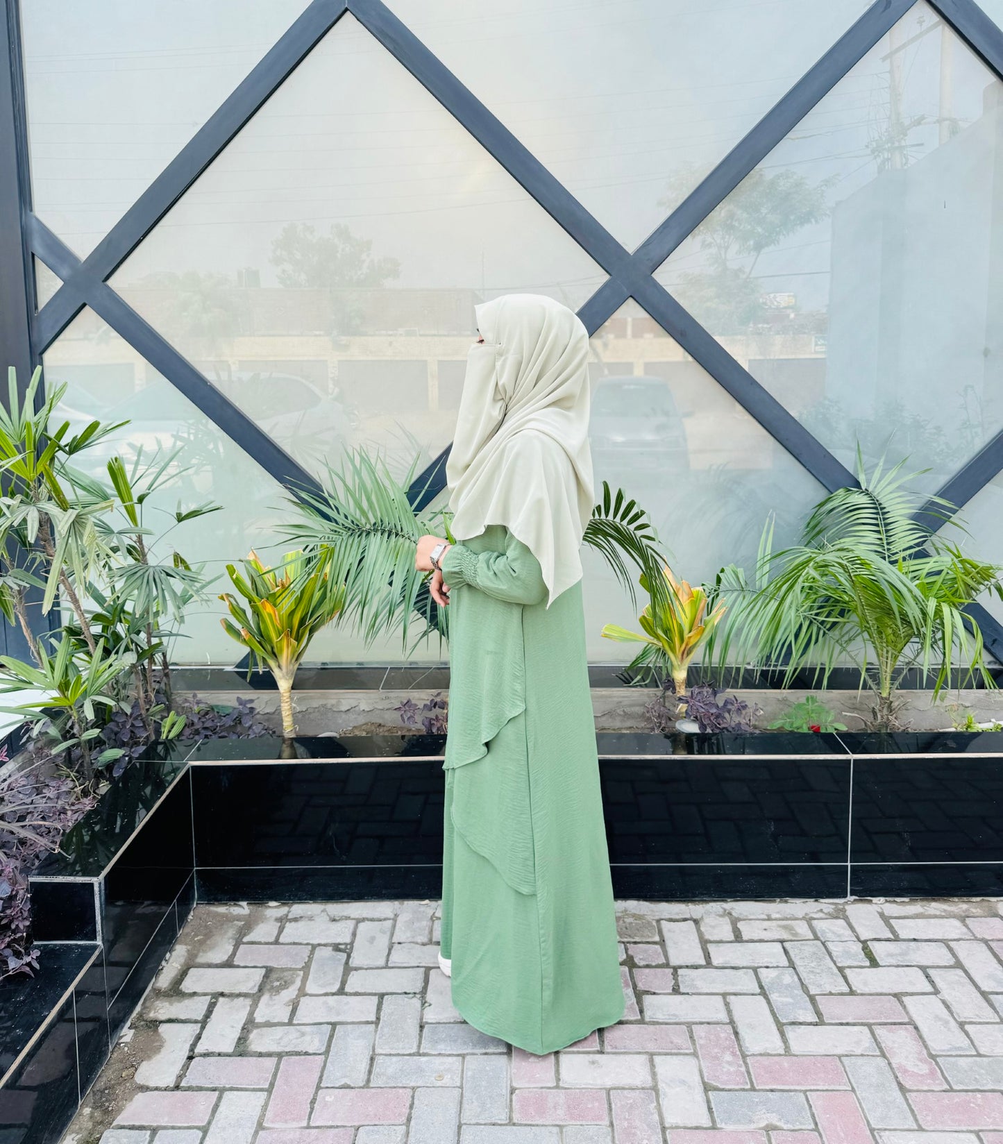 Serene Classic Abaya - Mint Green