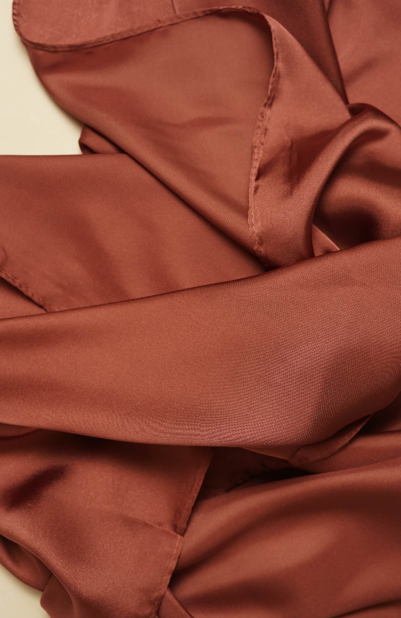 Premium Silk Hijab-Mocha Mousse