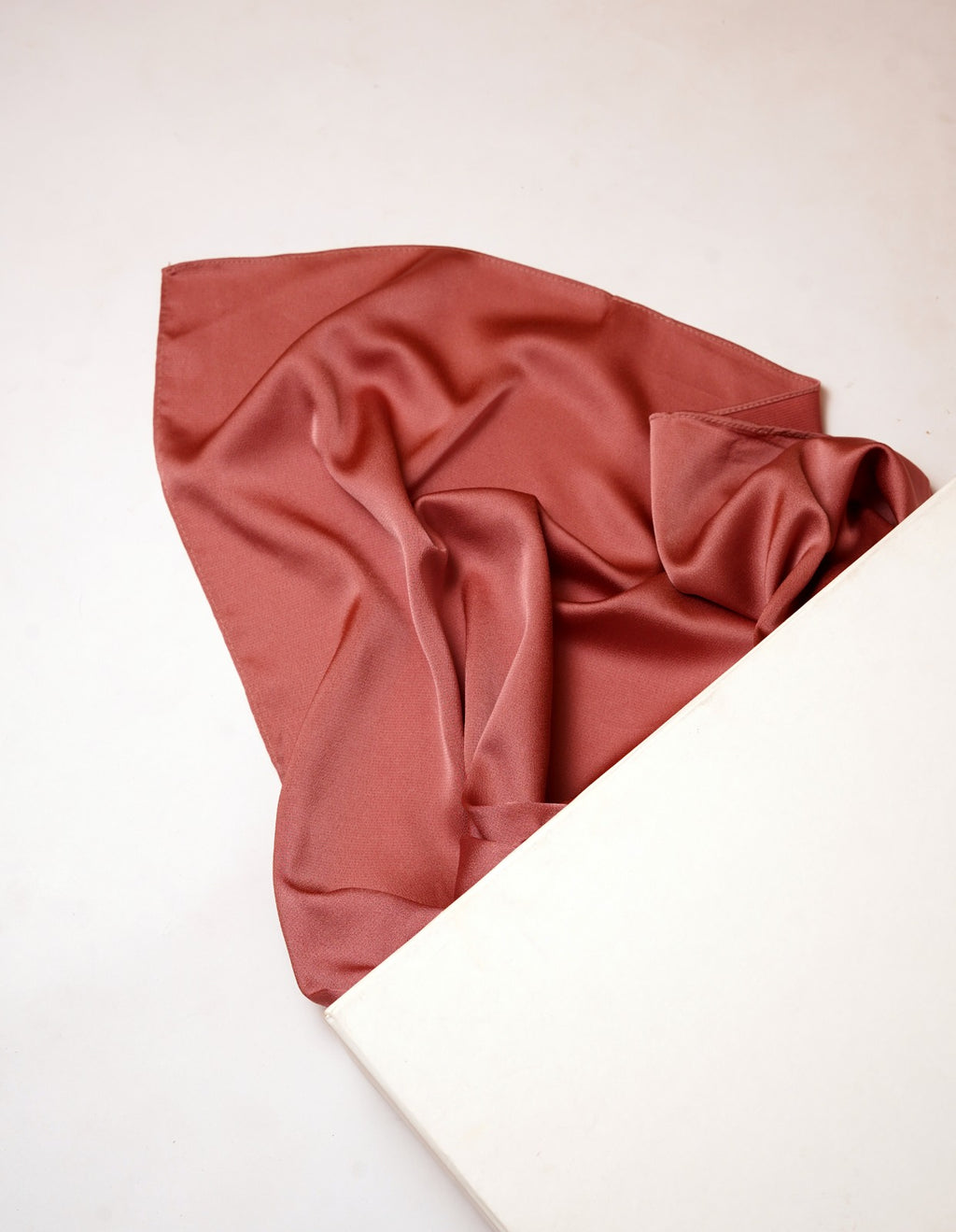 Luxe satin Silk-Rosewood