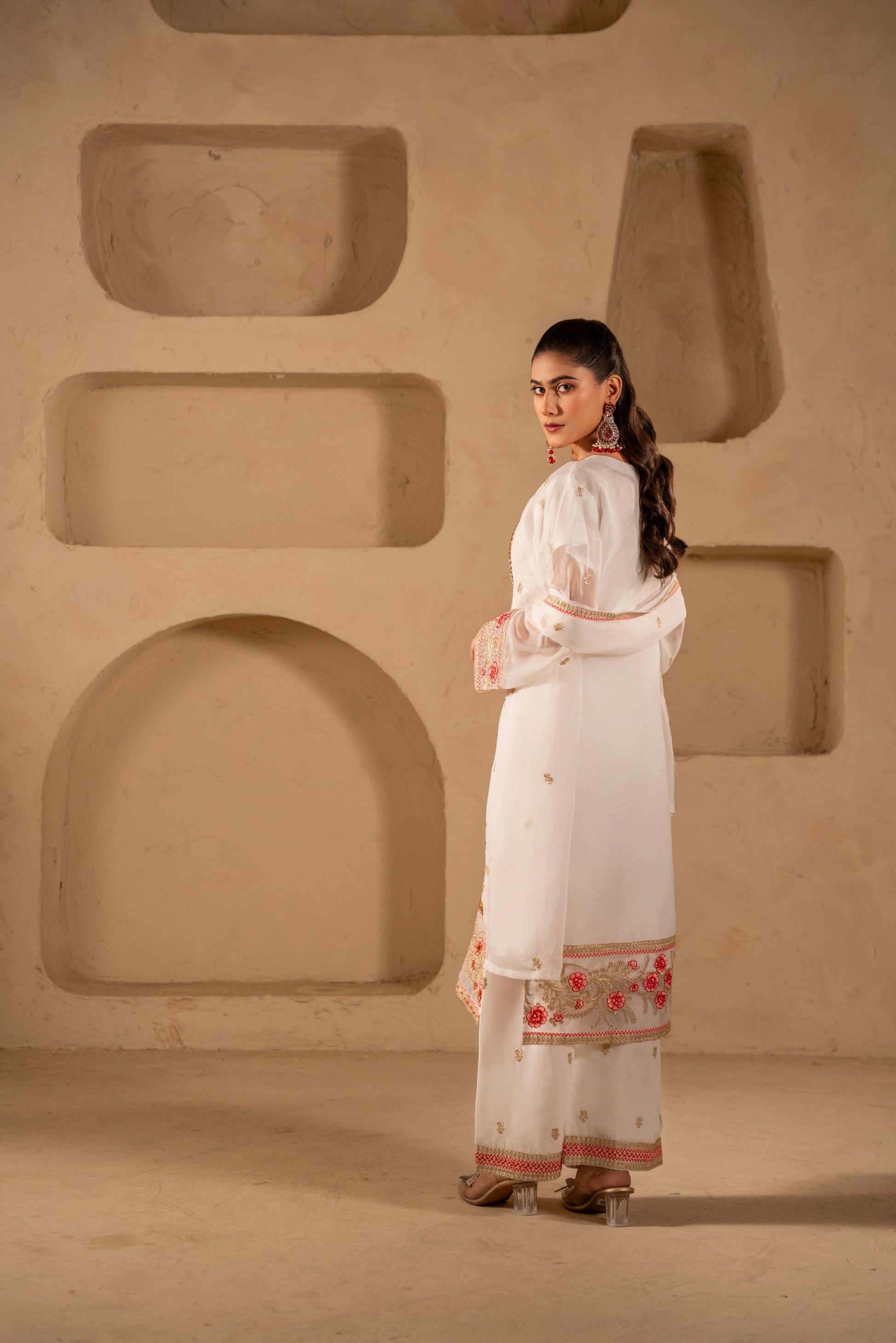 Fida (White)