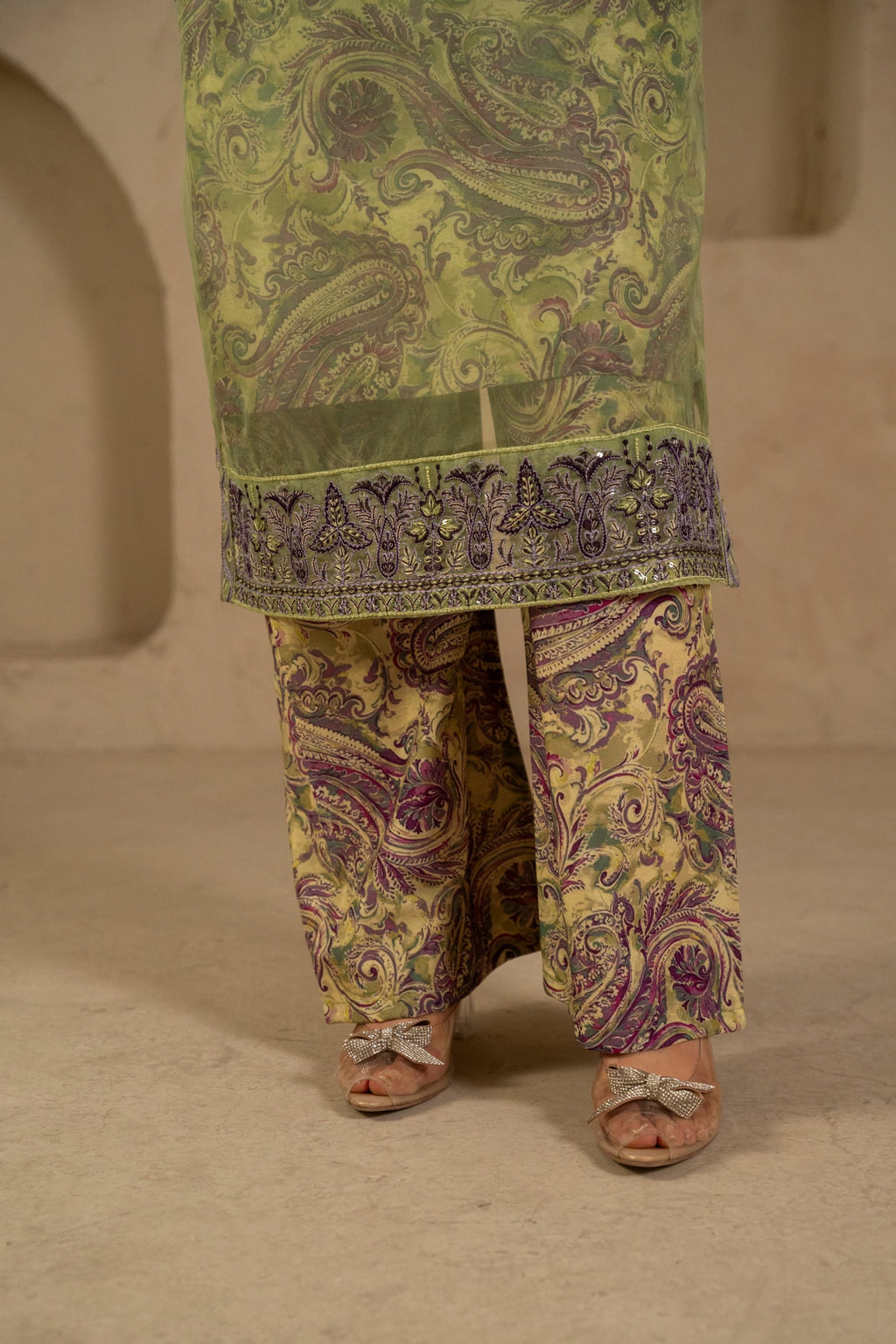 Gul Bahar (Pistachio Green)