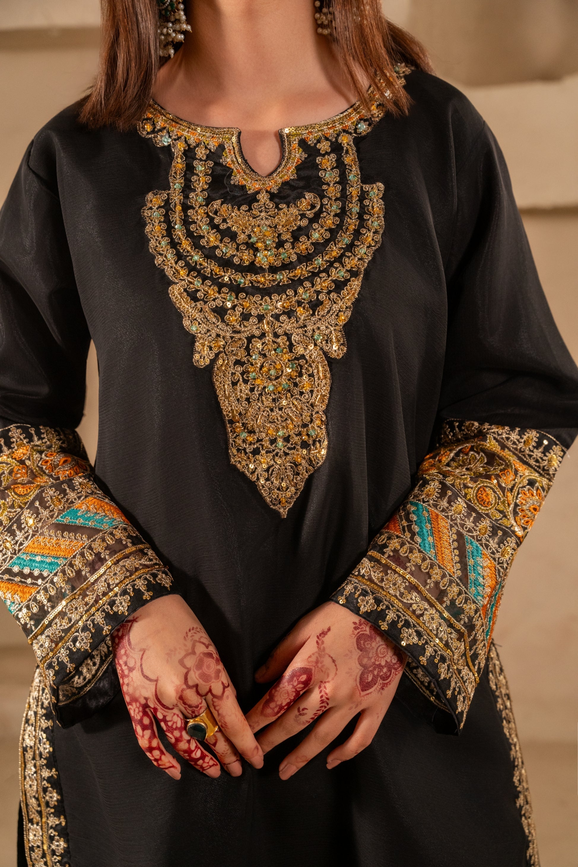 Zeen (Black)