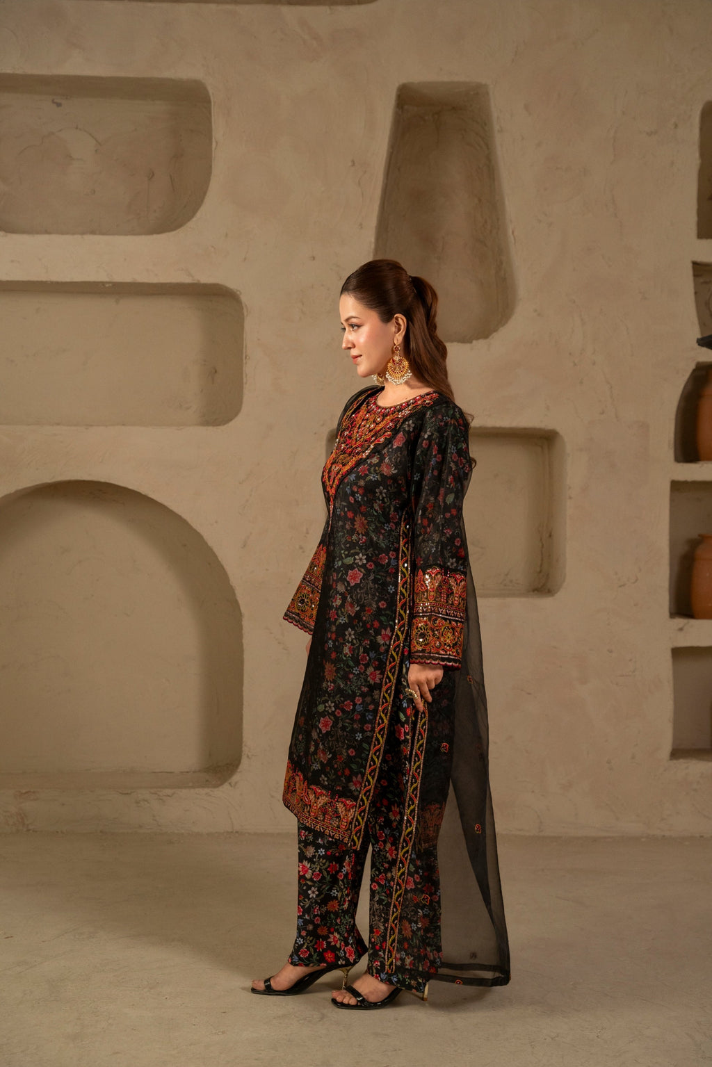 Gul Bahar (Black)