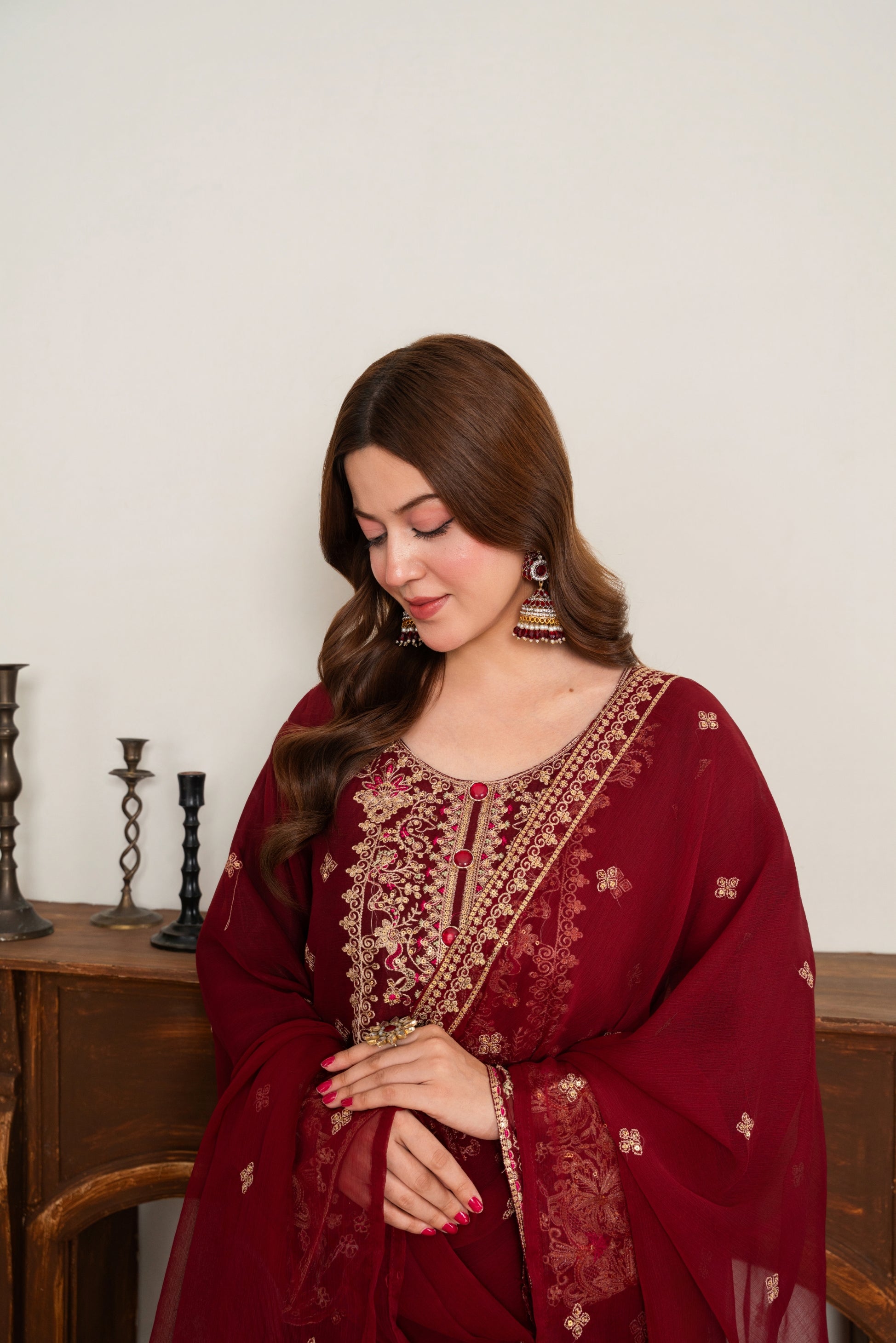 Gul (Maroon)