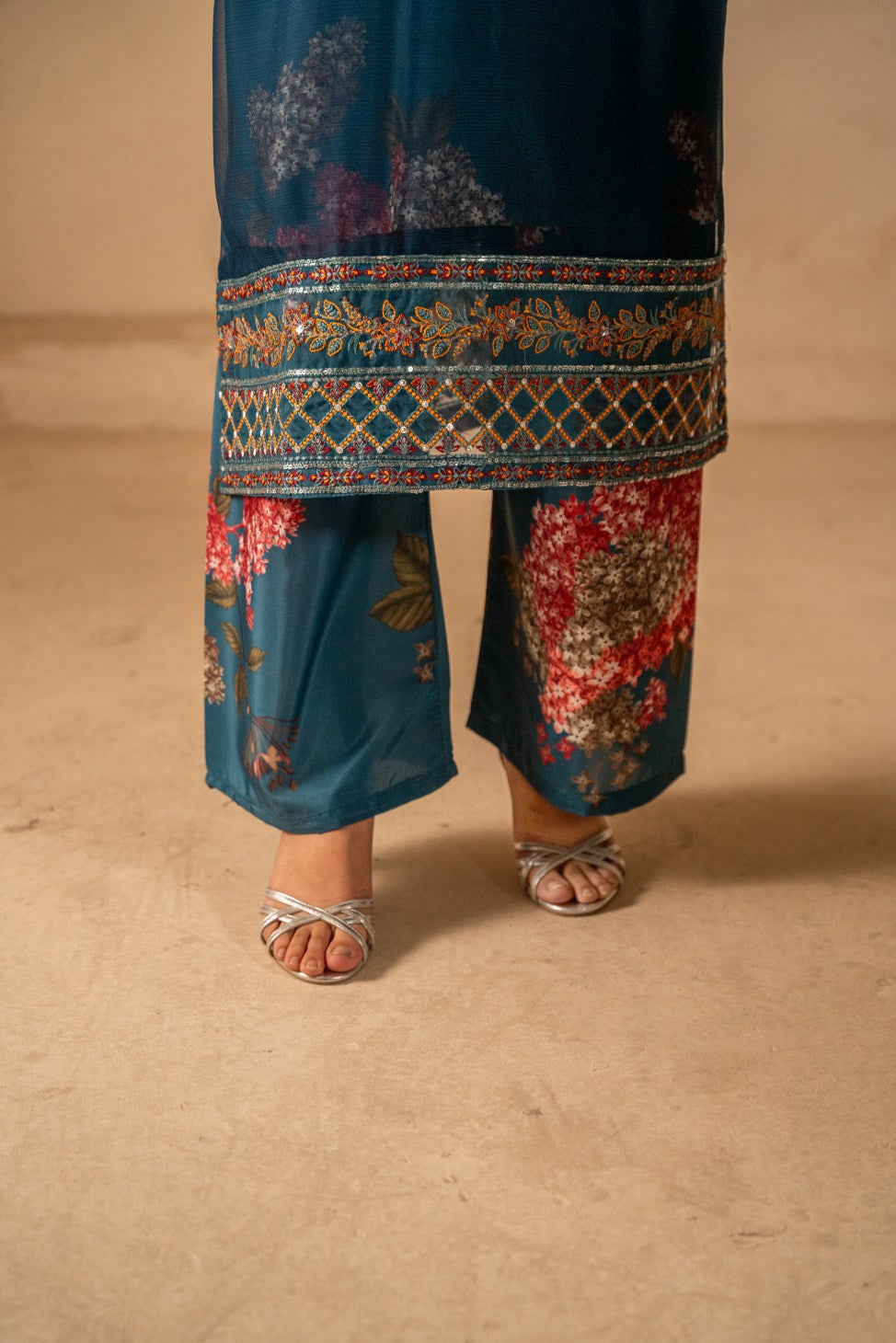 Gul Rukh (Blue)