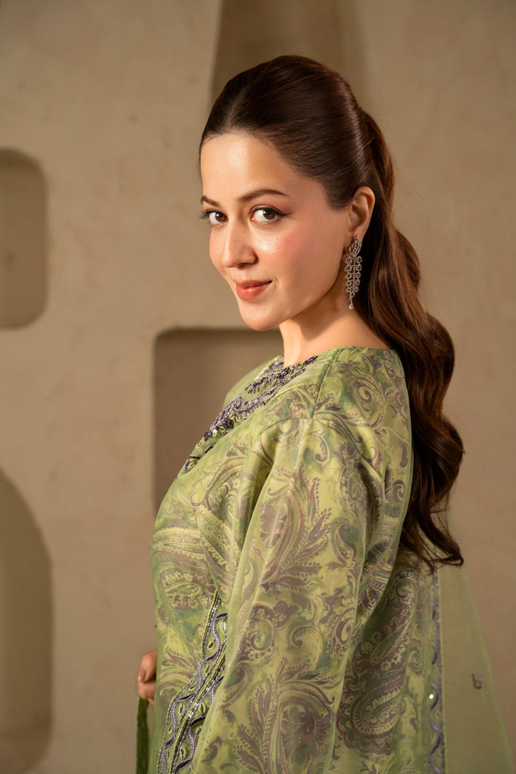Gul Bahar (Pistachio Green)