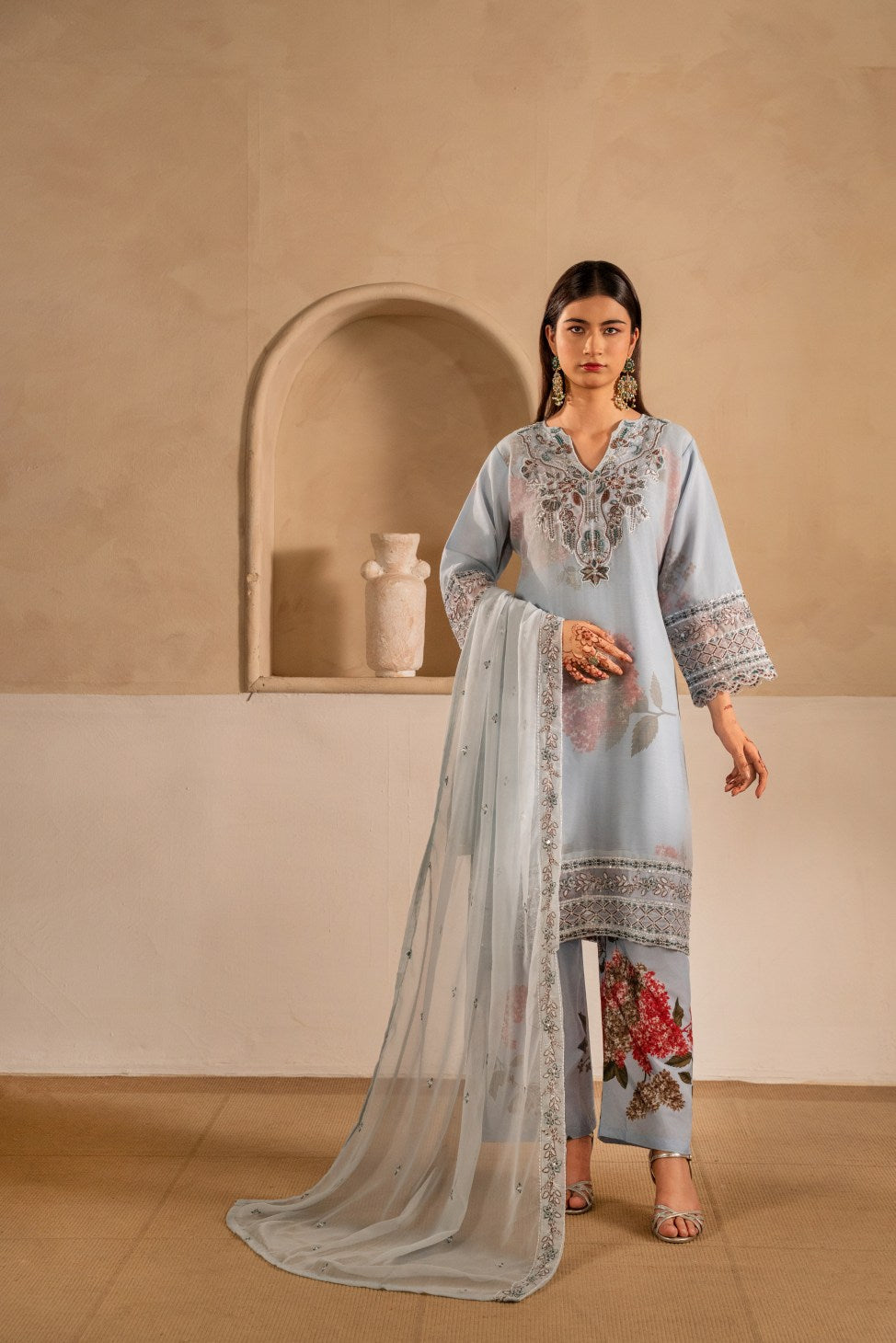 Gul Rukh (Ash Grey)