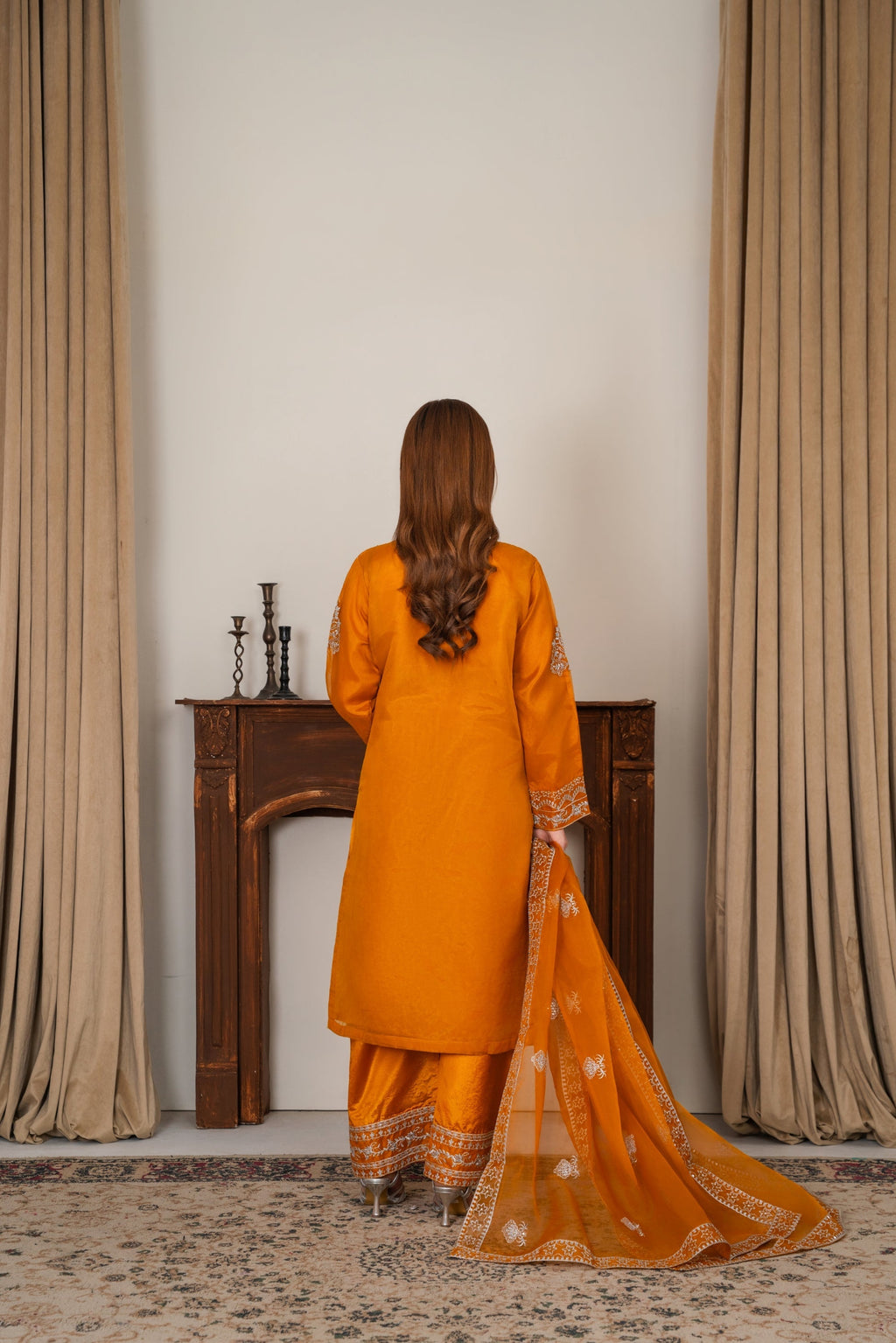 Gulnar (Orange)