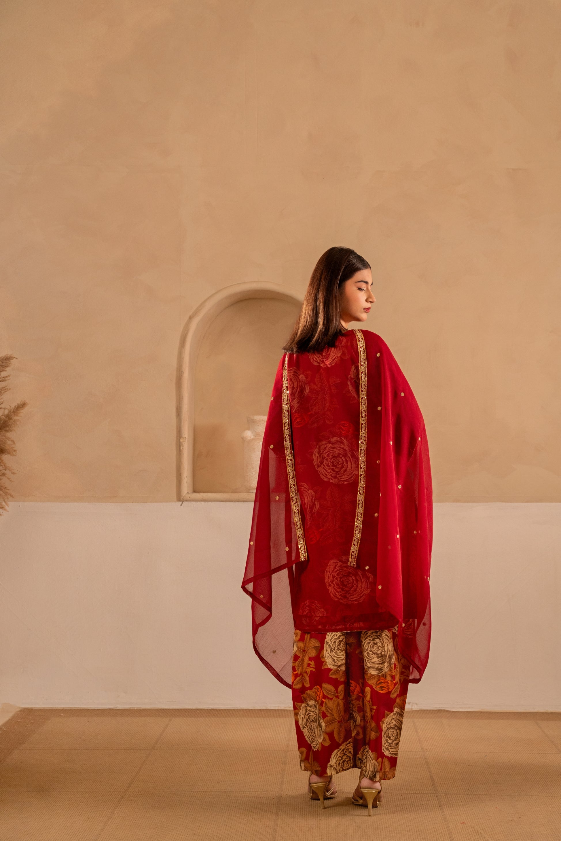 GUL E RANA (Red)