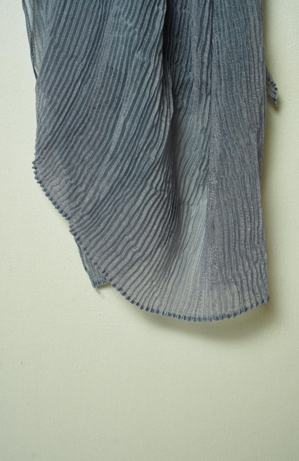 Lawn Pleated Hijab - Gray