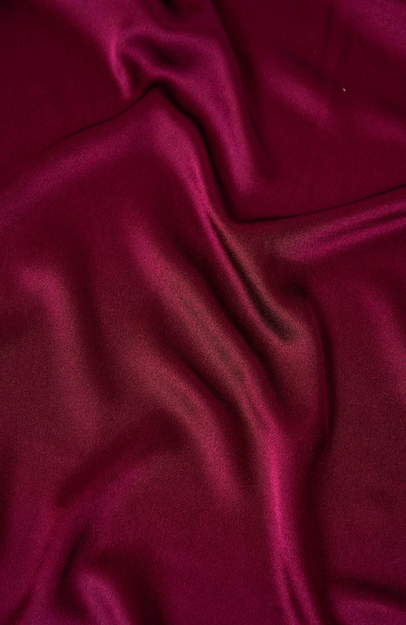 Satin Curve Shawl Hijab -Blood Red